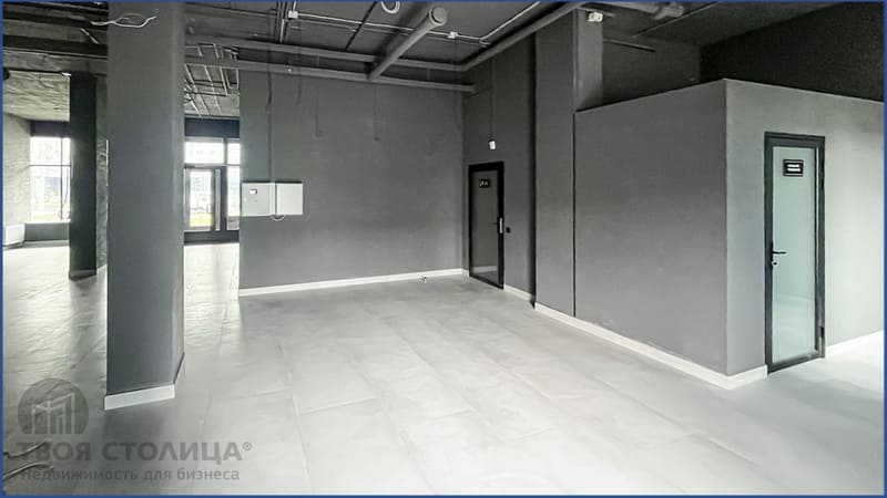 Торговое помещение на Дзержинского 26. Торговый зал - закуток