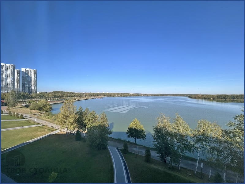 Офис в в Helen & Valery Plaza. Вид из окна