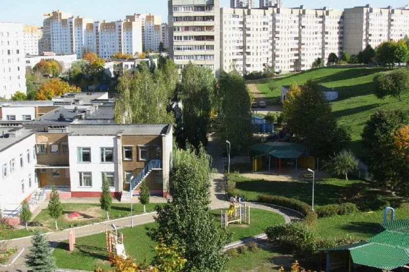 Двор в Веснянке