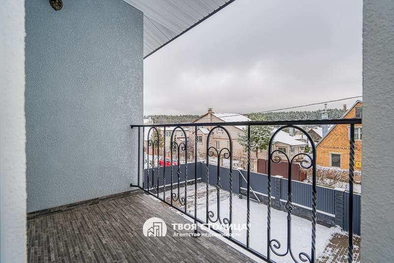 Новый таунхаус в Дроздово. Балкон