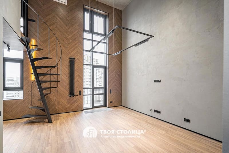 Лофт на Гастелло 8. Лестница