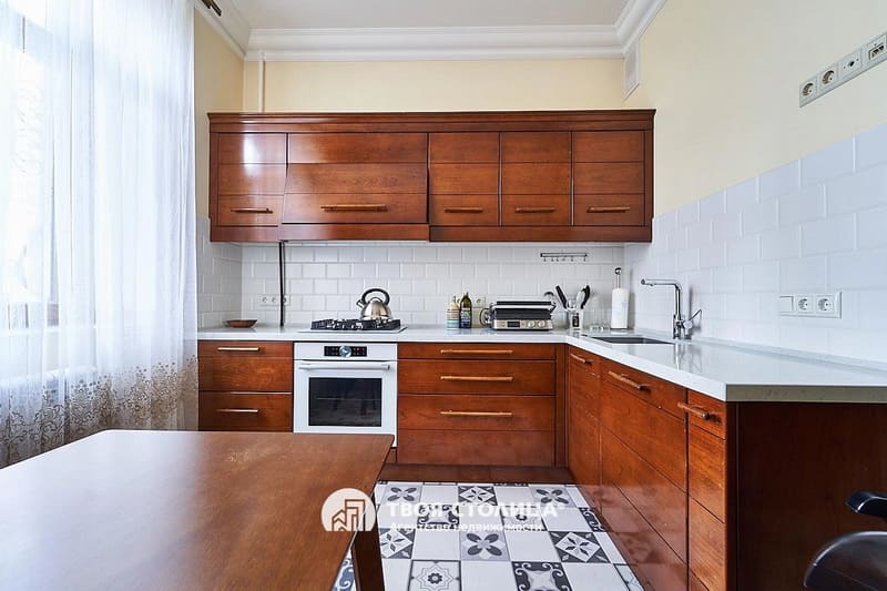 2. Тест-драйв 2.0. Однокомнатная сталинка в центре Минска на Броневом пер. 13