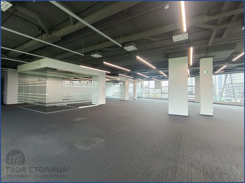 Офис в Riviera Plaza на Победителей 110. Опен спейс 1
