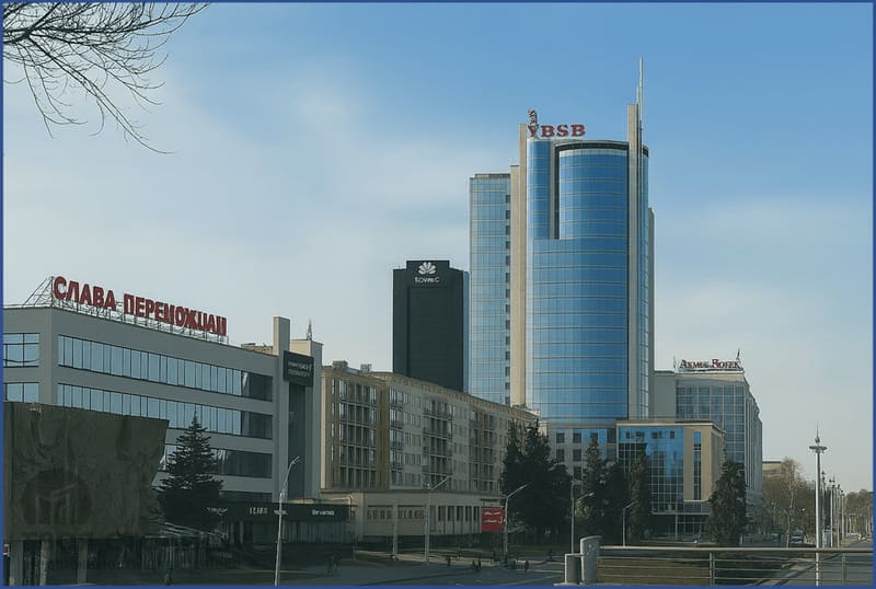 Офис в БЦ Роял Плаза на Победителей просп. 7а. Общий вид